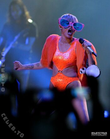 🔥 Miley cyrus page leaked private photo uncensored full