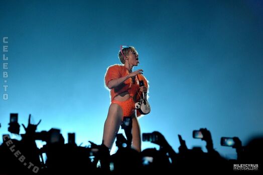 🔥 Miley cyrus page leaked private photo uncensored full