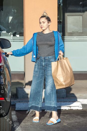 🔥 Miley cyrus page leaked private photo uncensored full