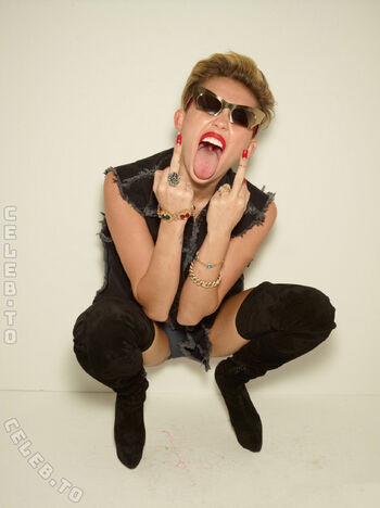 🔥 Miley cyrus leaked private photo uncensored full