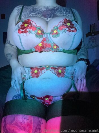 🔥 Moonbeamsaint leaked private photo uncensored full