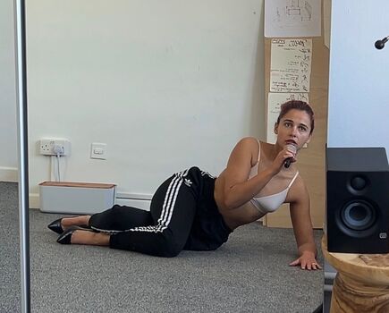 🔥 Naomi scott page leaked private photo uncensored full