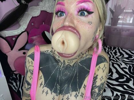 🔥 Nasty bimbo leaked private photo uncensored full