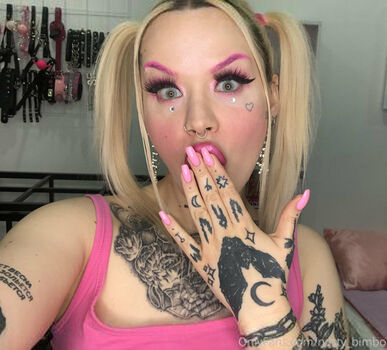 🔥 Nasty bimbo leaked private photo uncensored full
