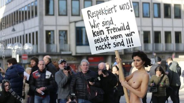 🔥 Nude in public page leaked private photo uncensored full