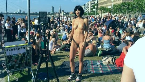 🔥 Nude in public page leaked private photo uncensored full