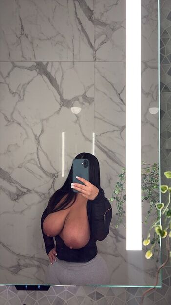 🔥 Parlayprincesa page leaked private photo uncensored full
