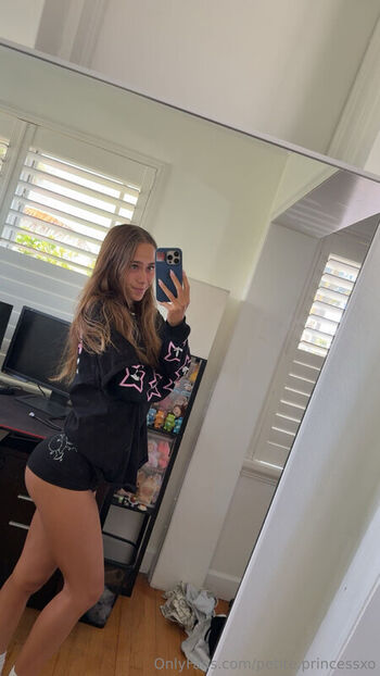 🔥 Petite princessxo leaked private photo uncensored full