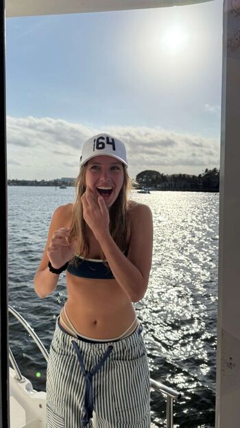 🔥 Peyton coffee  page leaked private photo uncensored full