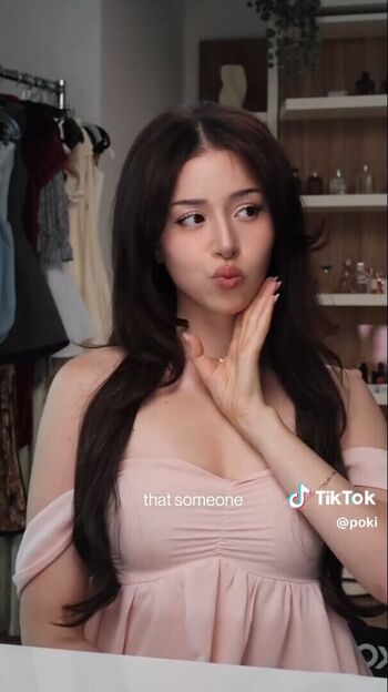 🔥 Pokimane  page leaked private photo uncensored full