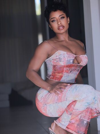 🔥 Qimmah russo  page leaked private photo uncensored full