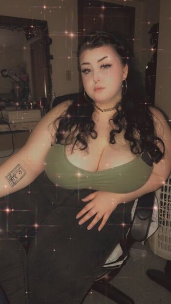 🔥 Quiet capricorn leaked private photo uncensored full