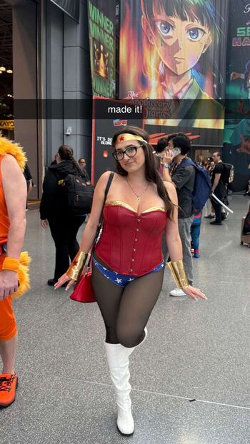 🔥 Qveenjulia  page leaked private photo uncensored full