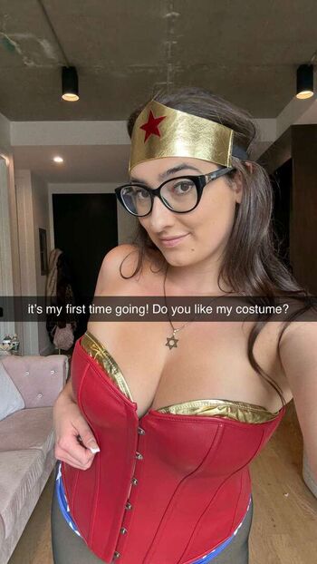 🔥 Qveenjulia  page leaked private photo uncensored full