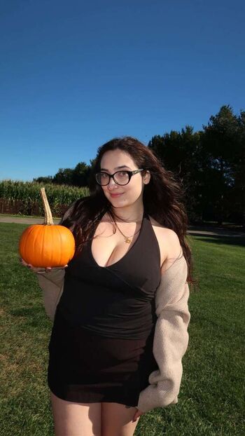 🔥 Qveenjulia leaked private photo uncensored full