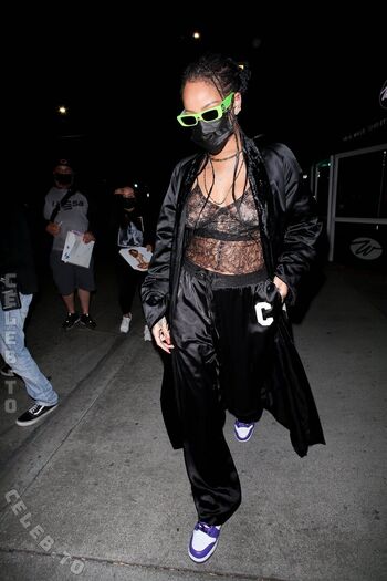 🔥 Rihanna  page leaked private photo uncensored full