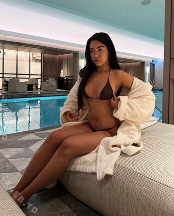 🔥 Roxanarosuu leaked private photo uncensored full