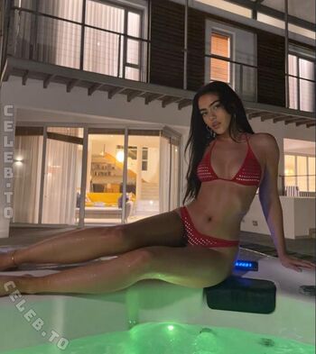 🔥 Roxanarosuu leaked private photo uncensored full