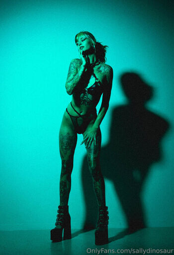 🔥 Sallydinosaur  page leaked private photo uncensored full