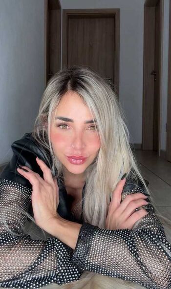 🔥 Sandyleinof  page leaked private photo uncensored full
