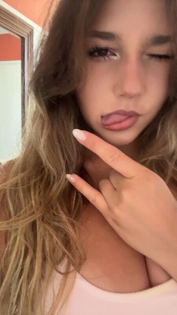 🔥 Sara dobrik leaked private photo uncensored full