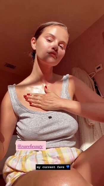 🔥 Selena gomez  page leaked private photo uncensored full