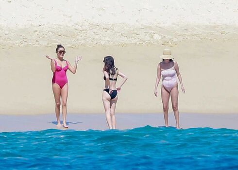 🔥 Selena gomez  page leaked private photo uncensored full