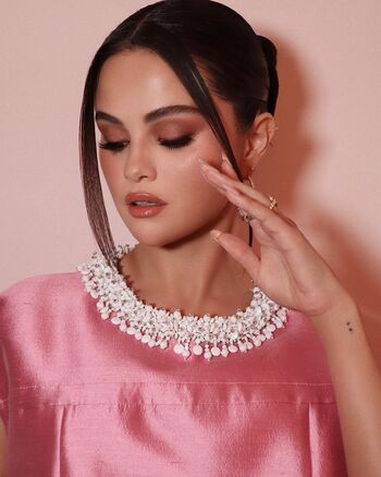 🔥 Selena gomez  page leaked private photo uncensored full