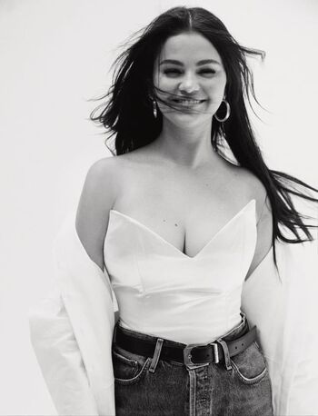 🔥 Selena gomez  page leaked private photo uncensored full