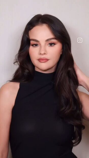 🔥 Selena gomez  page leaked private photo uncensored full
