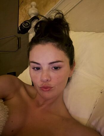 🔥 Selena gomez  page leaked private photo uncensored full