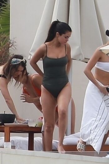🔥 Selena gomez  page leaked private photo uncensored full