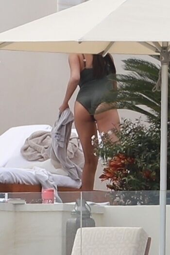🔥 Selena gomez  page leaked private photo uncensored full