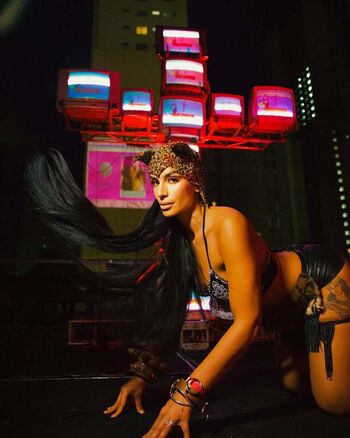 🔥 Sevdaliza page leaked private photo uncensored full