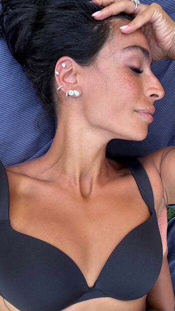 🔥 Sevdaliza page leaked private photo uncensored full