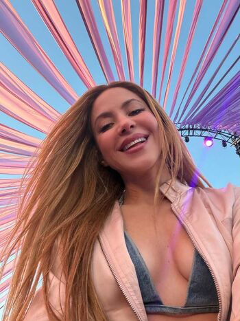 🔥 Shakira  page leaked private photo uncensored full