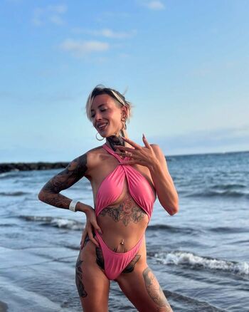🔥 Sissi la tua doc leaked private photo uncensored full