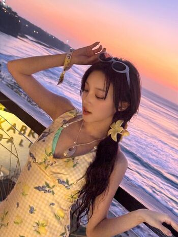 🔥 Song yuqi page leaked private photo uncensored full