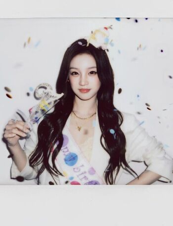 🔥 Song yuqi page leaked private photo uncensored full