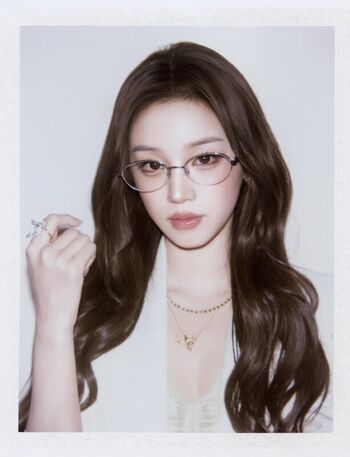 🔥 Song yuqi page leaked private photo uncensored full