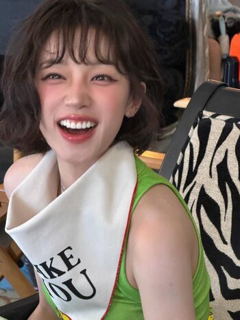 🔥 Song yuqi page leaked private photo uncensored full