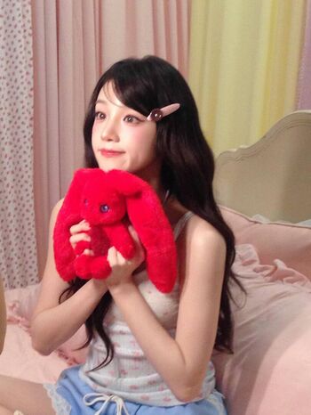 🔥 Song yuqi page leaked private photo uncensored full