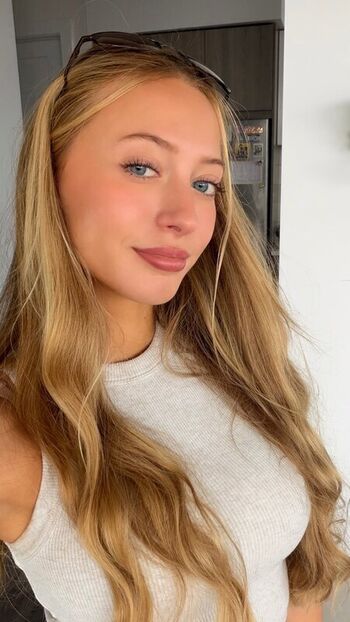 🔥 Sophia diamond  page leaked private photo uncensored full