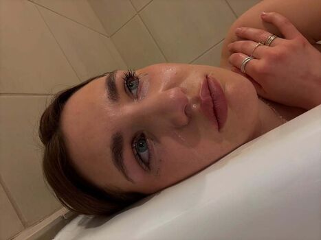 🔥 Sophie nelisse leaked private photo uncensored full