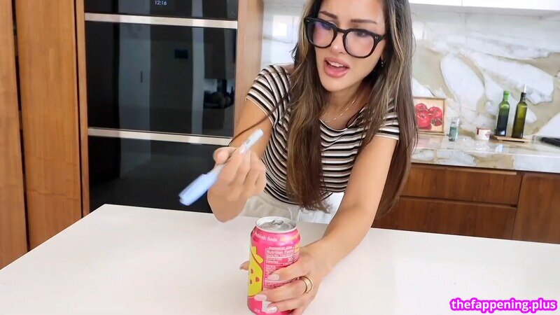 🔥 Sssniperwolf / leaked private photo uncensored full