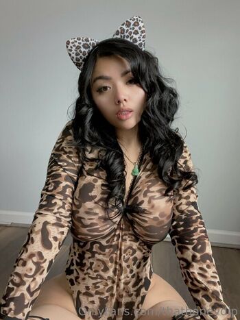 🔥 Thathoneydip  page leaked private photo uncensored full