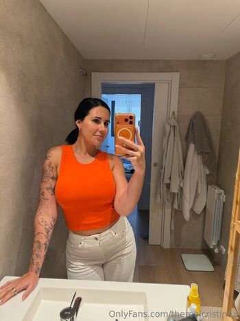 🔥 Therealcristinaa leaked private photo uncensored full