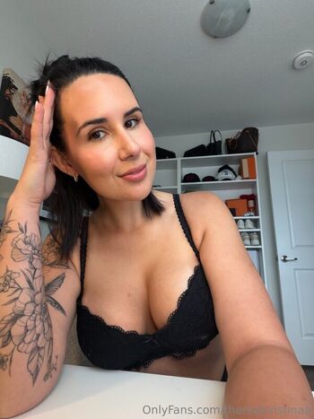 🔥 Therealcristinaa leaked private photo uncensored full