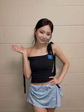 🔥 Tzuyu leaked private photo uncensored full