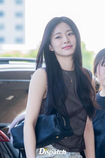 🔥 Tzuyu leaked private photo uncensored full